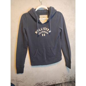Hollister v-neck pullover hoodie